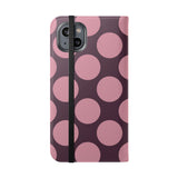 iPhone 14 Plus plånboksskal i veganskt läder – Pink Plum Polka Dot-design